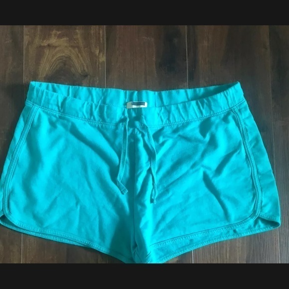 N/A Pants - green shorts size 18